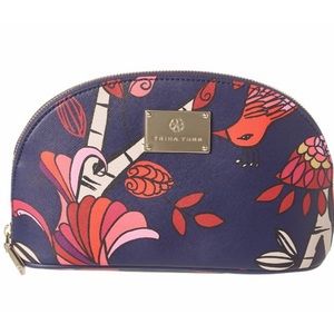 Trina Turk Zippered Cosmetic case. Please see last photo for sizing